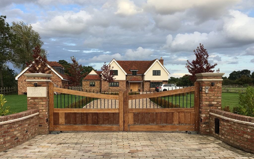 nazeing-front-03